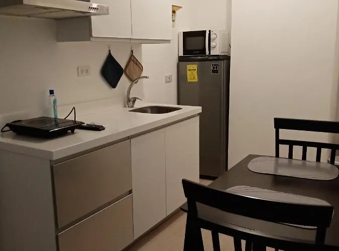 Azure Urban - Near Pasay, Makati, Alabang Aparthotel *